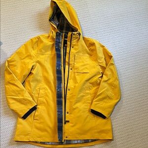 NWOT Pendleton Yellow Raincoat with Hood